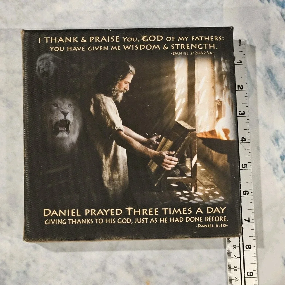 Daniel In The Lions Den Canvas Wall Art Bible Verse Christian‎ Scripture